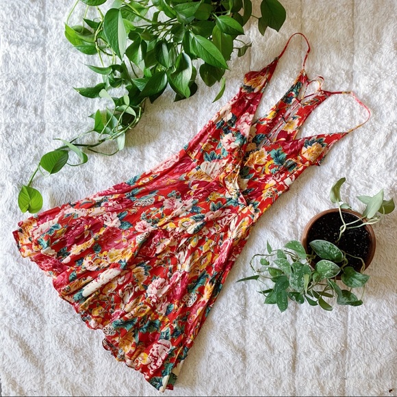 Urban Outfitters Dresses & Skirts - Urban Outfitters Kimchi Blue floral dress